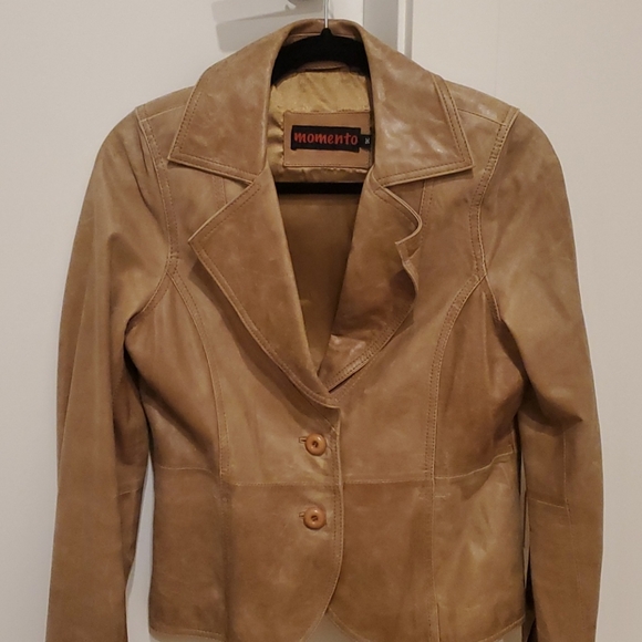 Tan leather jacket - Picture 2 of 3